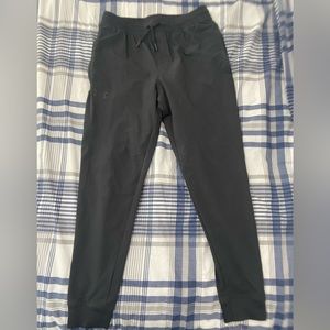 Under Armour Sweatpants Size Large